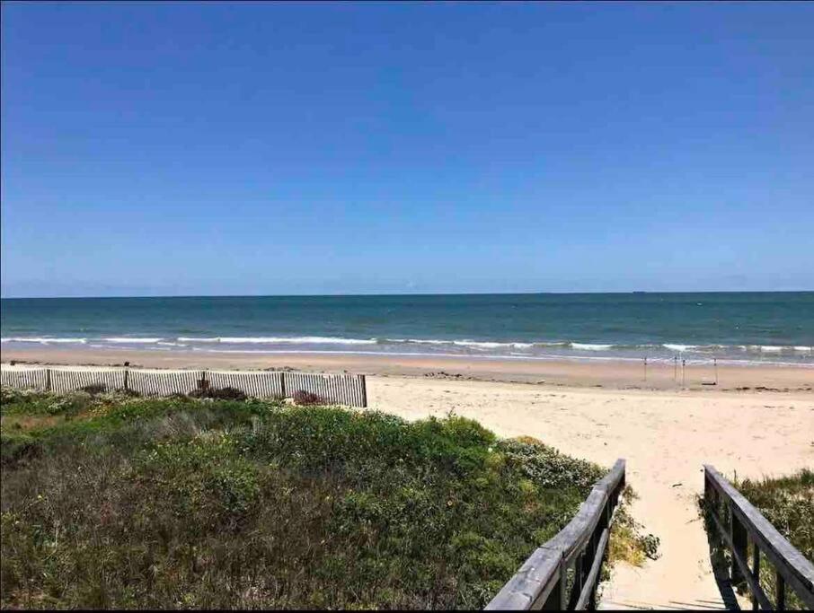 The Mermaids Treasure Chest Surfside Beach Exterior photo